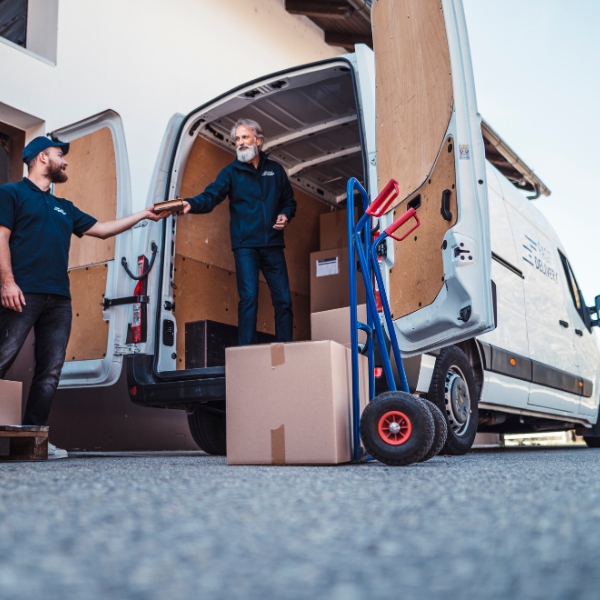 Loading & packaging materials